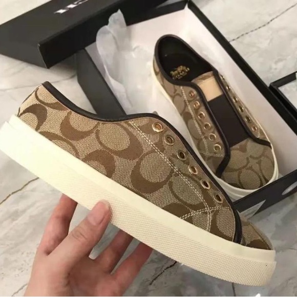 Coach's classic women's skateboarders - Picture 4 of 4